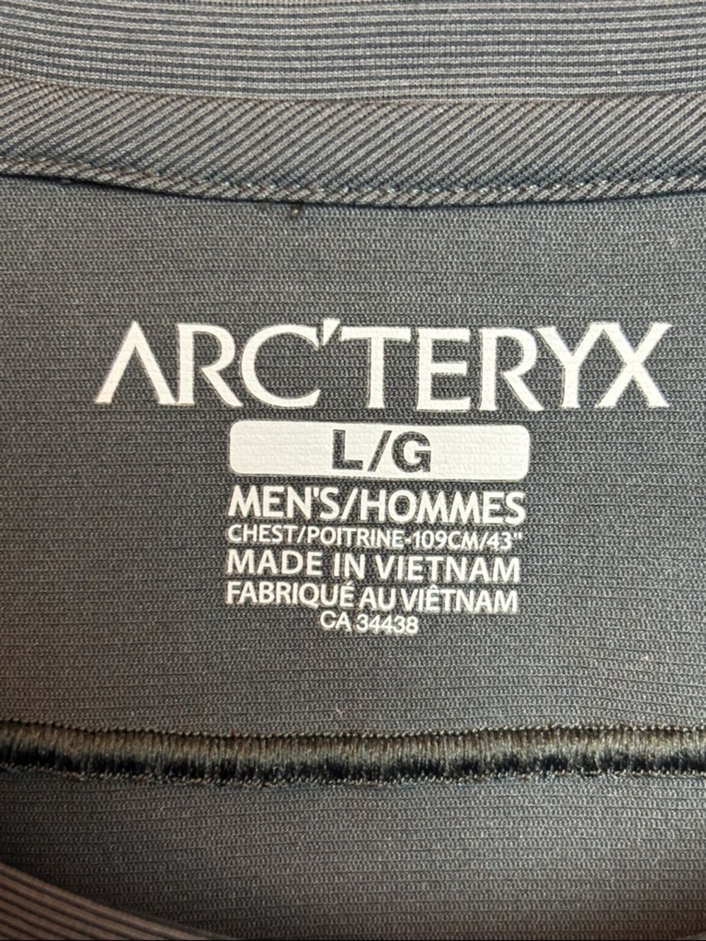 Arc'teryx Men's Large Technical Performance Short-Sleeve T-Shirt Charcoal Gray - Picture 5 of 8